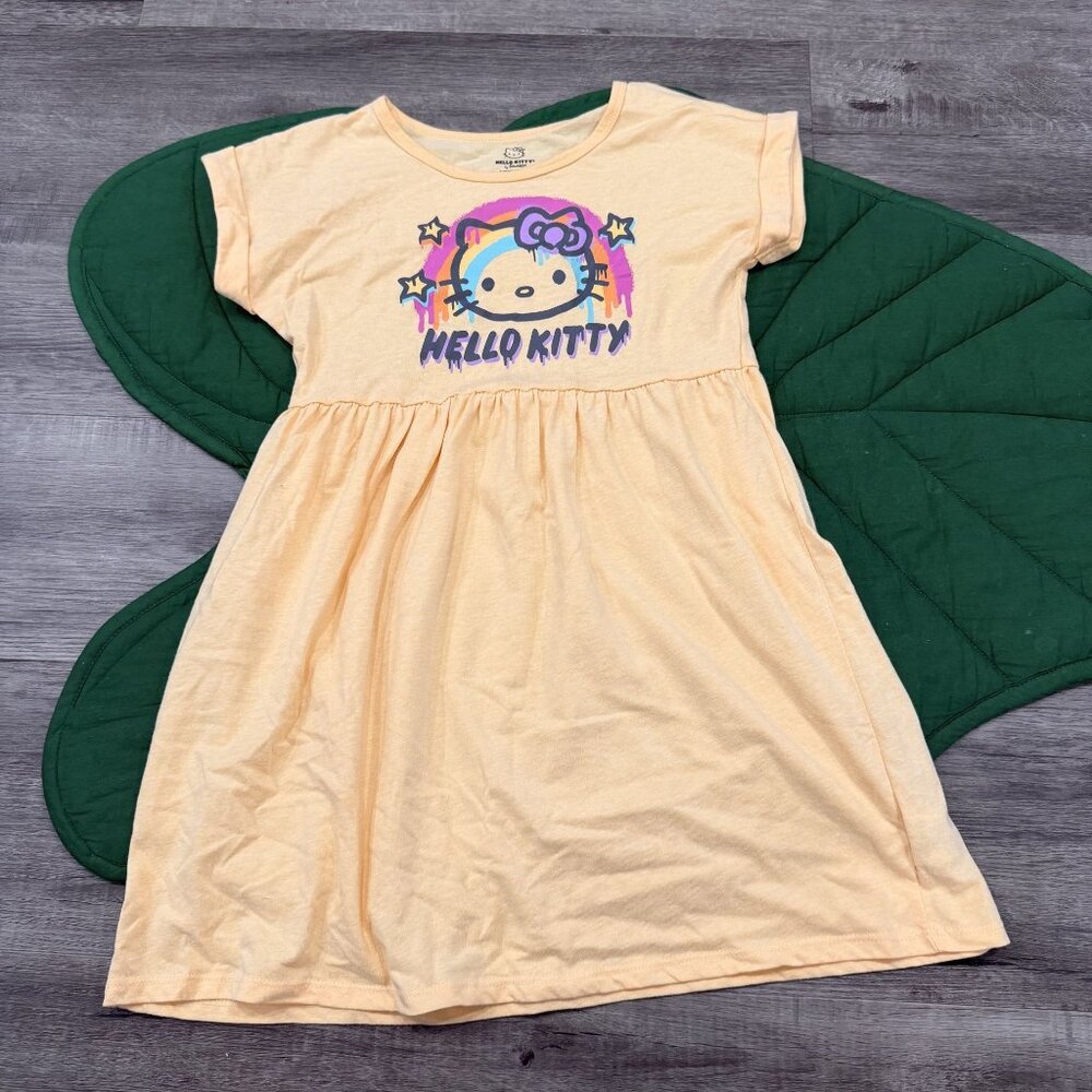 Hello Kitty Girls Medium 7/8 Peach Short Sleeve Dress